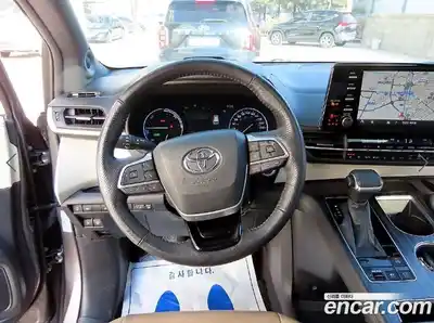 Toyota Sienna 2021 2.5 Вариатор в Москве № 170359, миниатюра 8