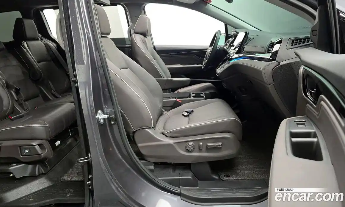 Honda Odyssey 2022 3.5 Автомат в Москве № 170406, фото 16