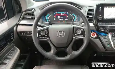 Honda Odyssey 2022 3.5 Автомат в Москве № 170406, миниатюра 5