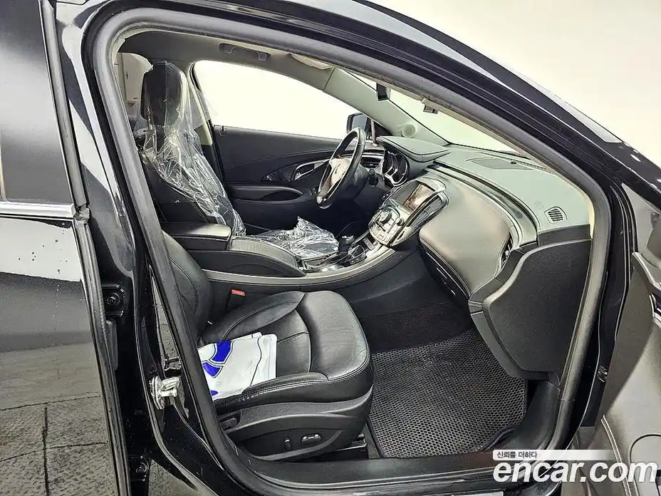 Chevrolet Alpheon 2012 3.0 Автомат в Москве № 171553, фото 11