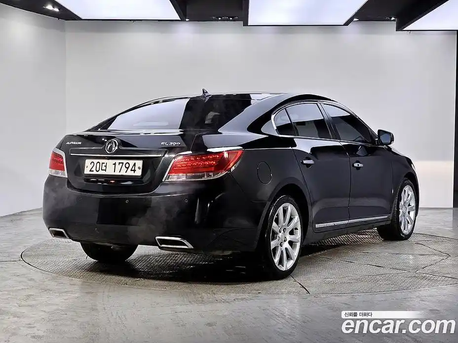 Chevrolet Alpheon 2012 3.0 Автомат в Москве № 171553, фото 4
