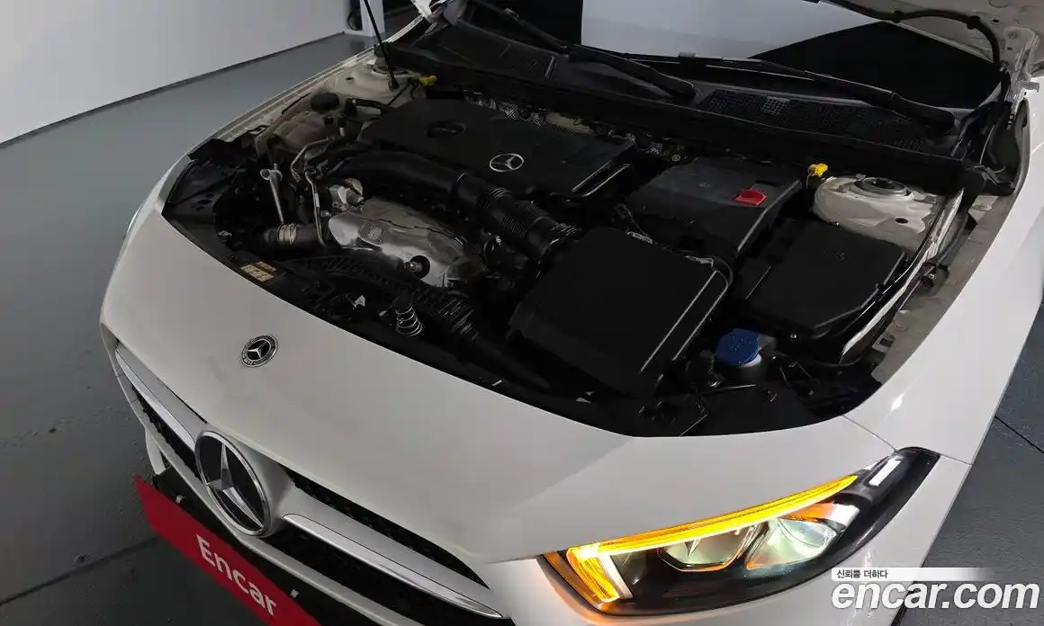 Mercedes-Benz A-Class 2022 2.0 Автомат в Москве № 177944, фото 8