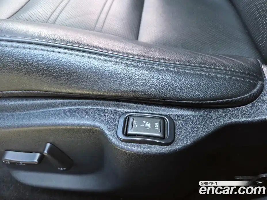 Renault SM3 2018 1.6 Автомат в Москве № 181663, фото 18