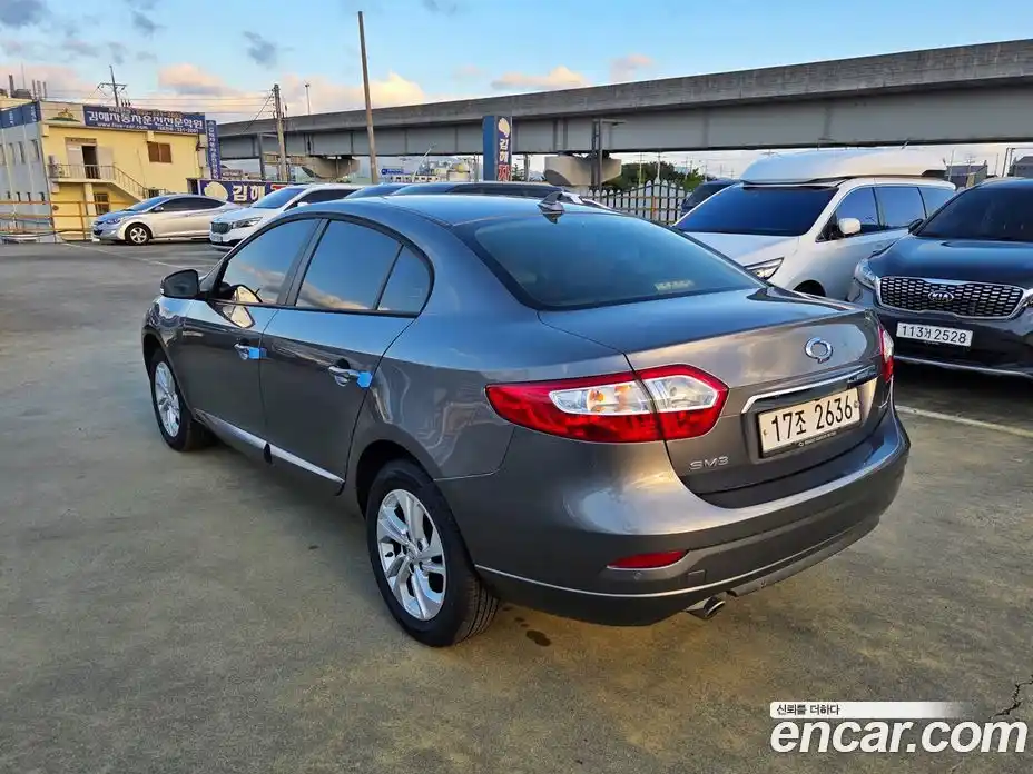 Renault SM3 2018 1.6 Автомат в Москве № 181663, фото 6