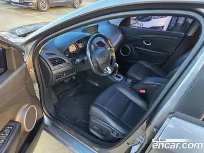Renault SM3 2018 1.6 Автомат в Москве № 181663, миниатюра 7