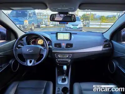 Renault SM3 2018 1.6 Автомат в Москве № 181663, миниатюра 10