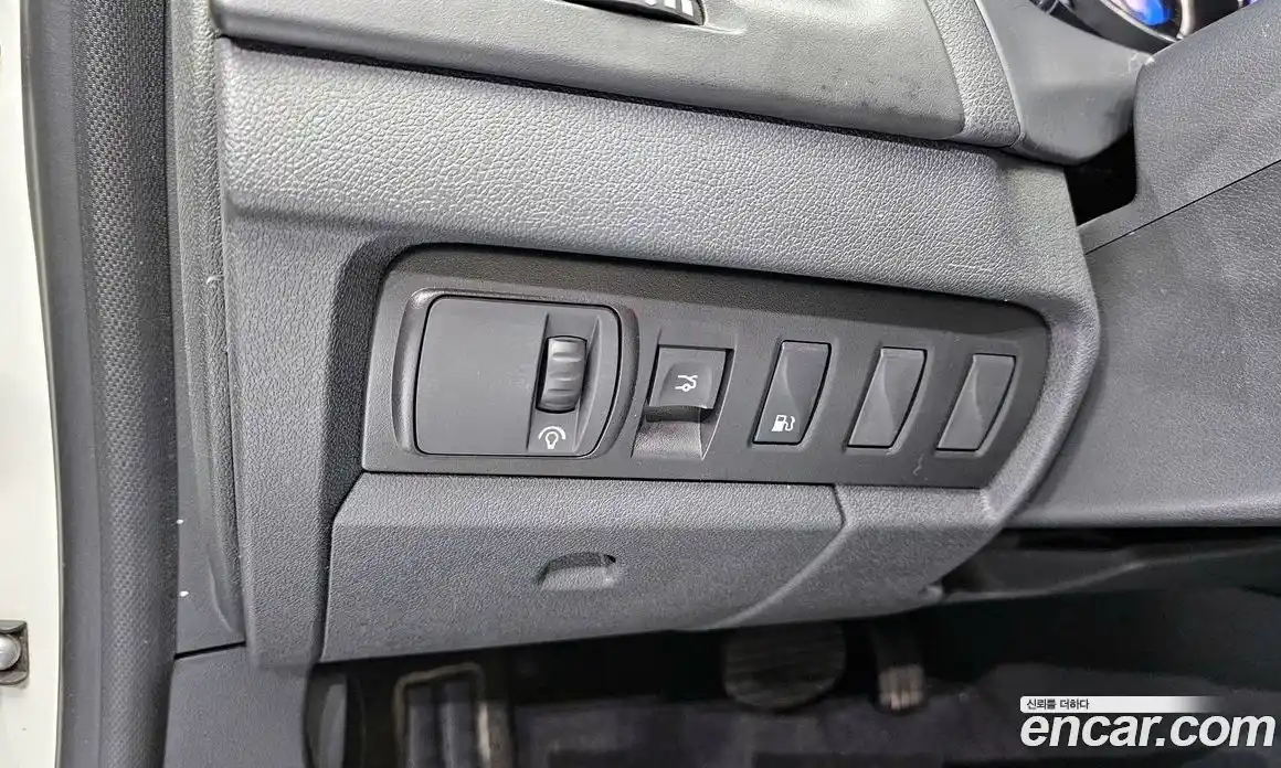 Renault SM3 2013 1.6 Автомат в Москве № 182850, фото 11