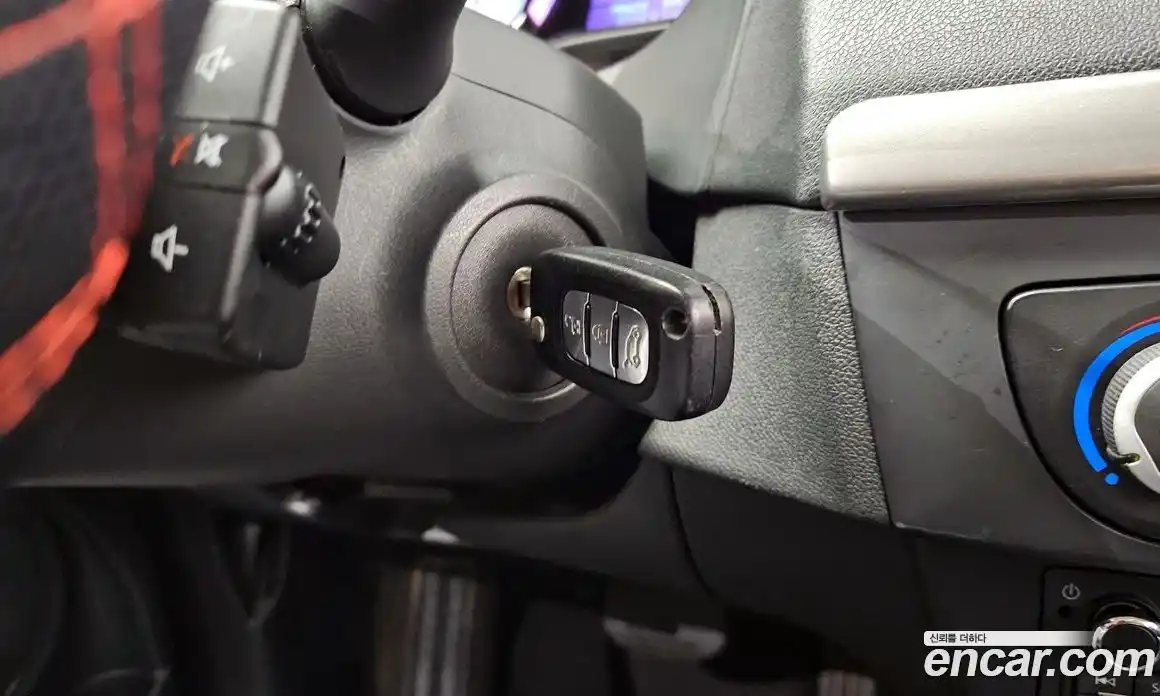 Renault SM3 2013 1.6 Автомат в Москве № 182850, фото 19