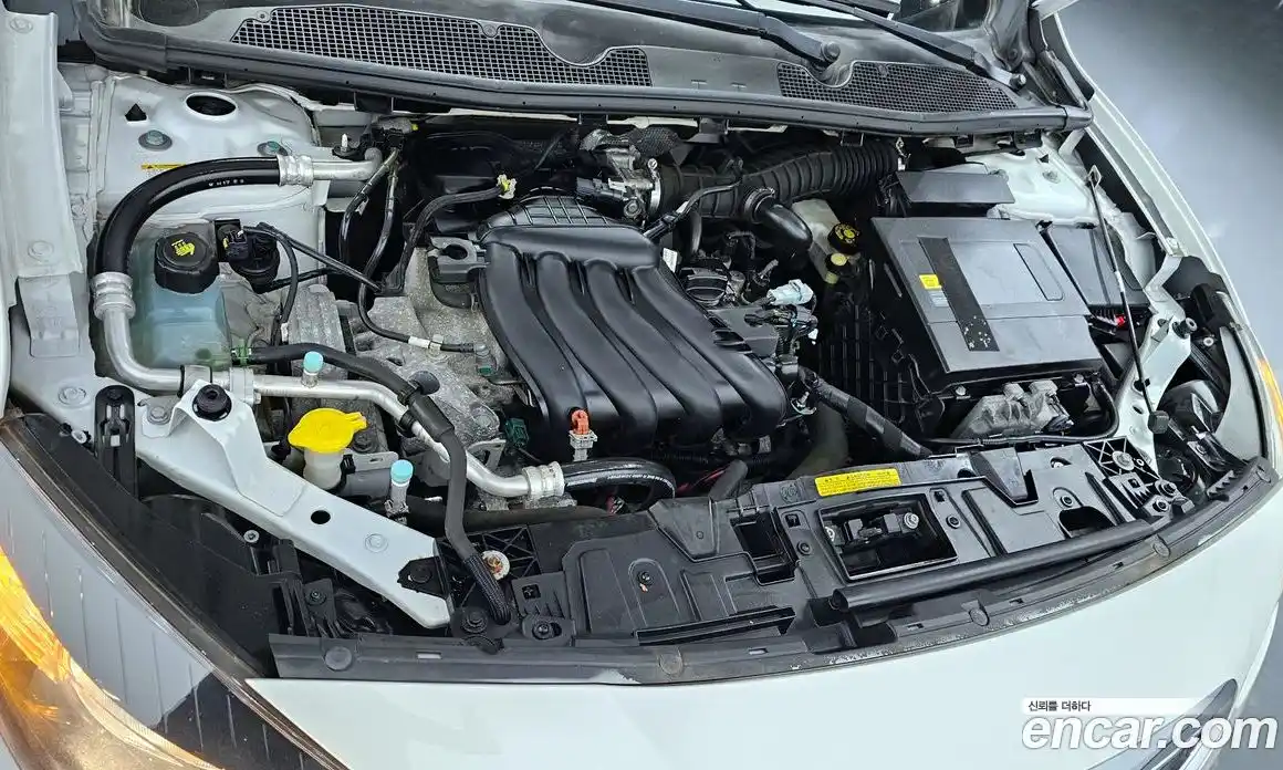 Renault SM3 2013 1.6 Автомат в Москве № 182850, фото 6