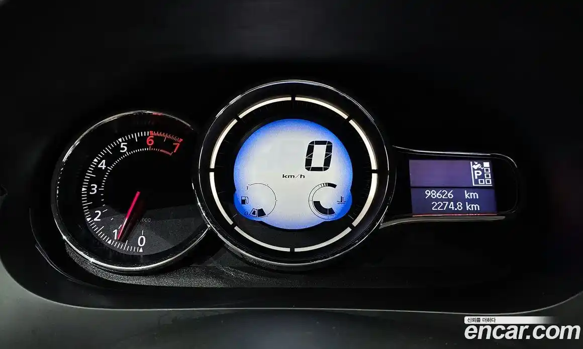 Renault SM3 2013 1.6 Автомат в Москве № 182850, фото 10