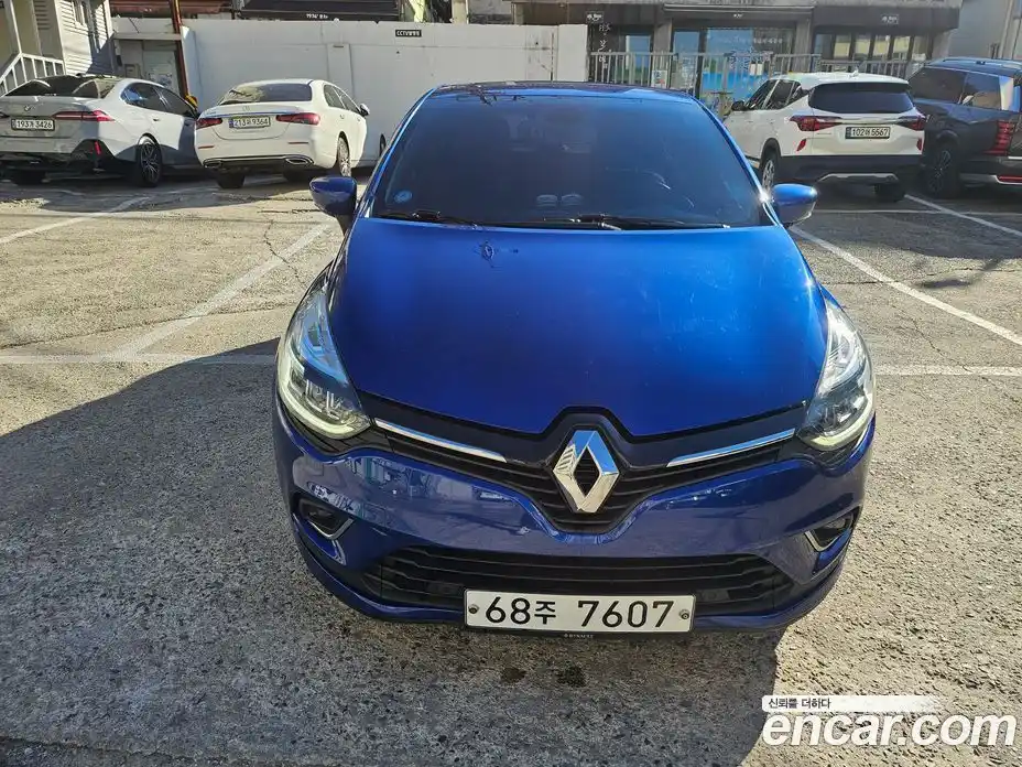 Renault Cilo 2018 1.5 Автомат в Москве № 185648, фото 1