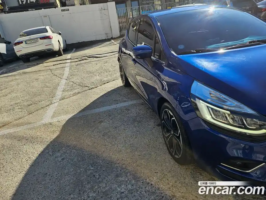 Renault Cilo 2018 1.5 Автомат в Москве № 185648, фото 15