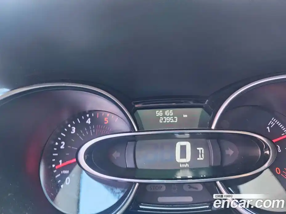 Renault Cilo 2018 1.5 Автомат в Москве № 185648, фото 18