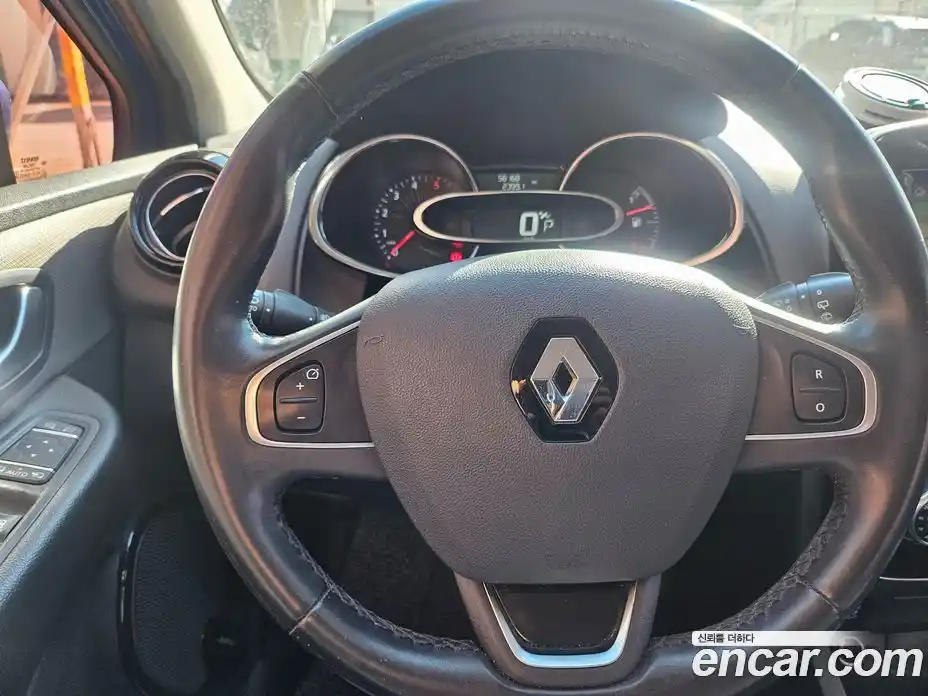 Renault Cilo 2018 1.5 Автомат в Москве № 185648, фото 6
