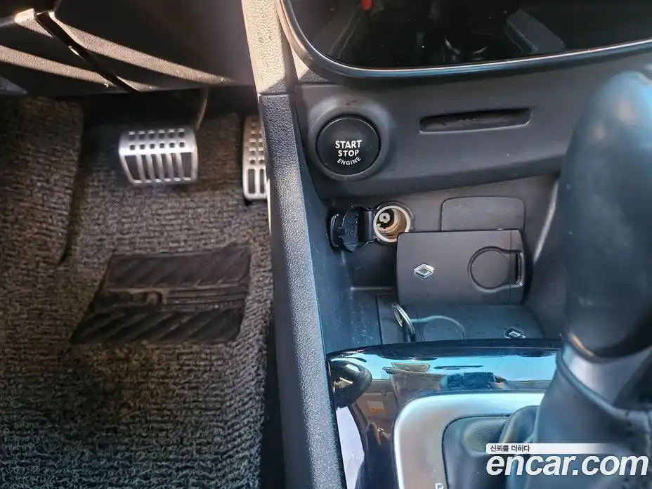 Renault Cilo 2018 1.5 Автомат в Москве № 185648, фото 9