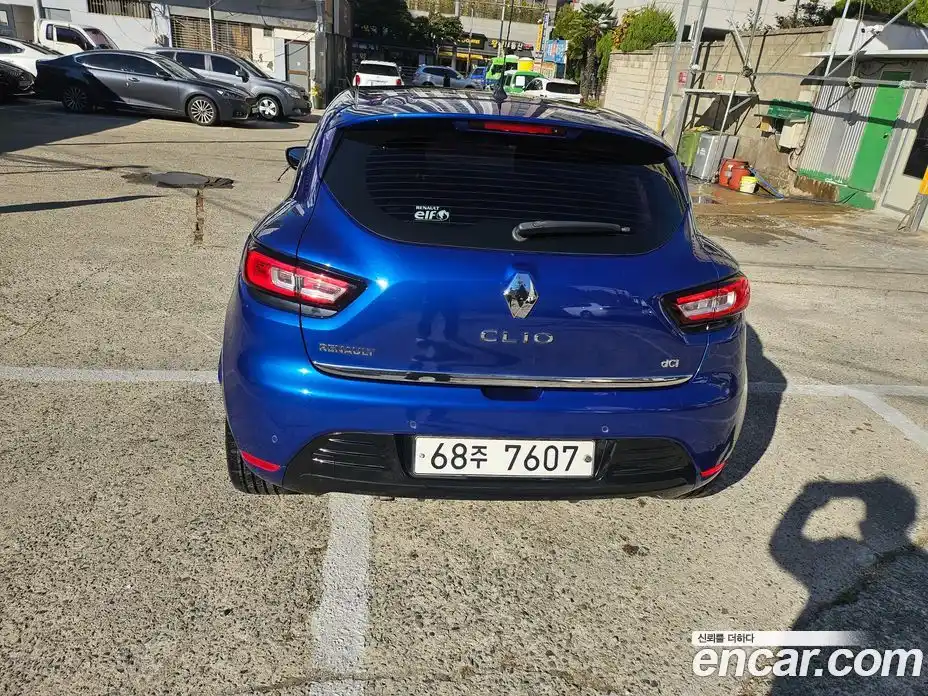 Renault Cilo 2018 1.5 Автомат в Москве № 185648, фото 10