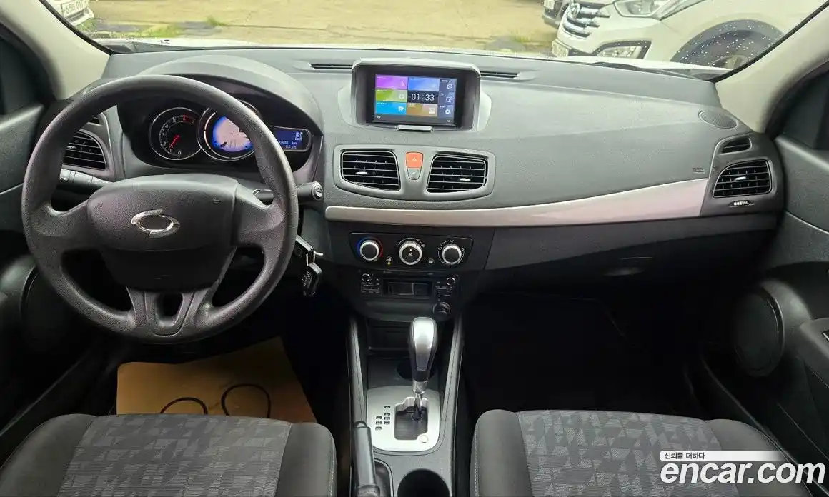 Renault SM3 2015 1.6 Автомат в Москве № 186114, фото 11
