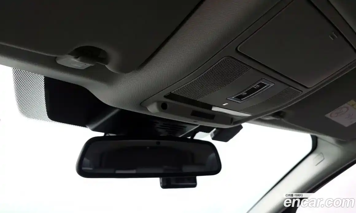 Land Rover Discovery Sport 2018 2.0 Автомат в Москве № 188084, фото 16