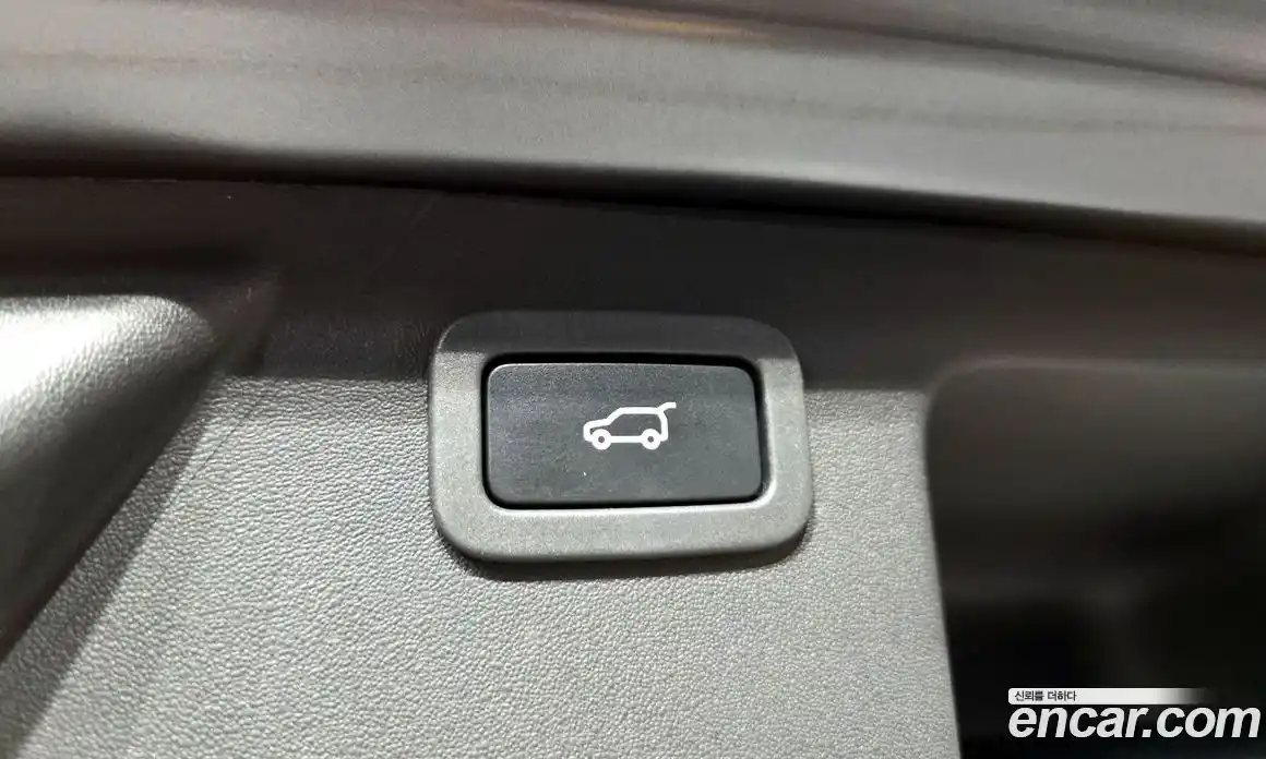 Land Rover Discovery Sport 2018 2.0 Автомат в Москве № 188084, фото 20