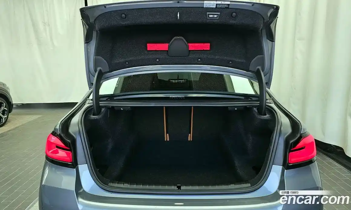 BMW 5-Series 2023 2.0 Автомат в Москве № 189215, фото 13