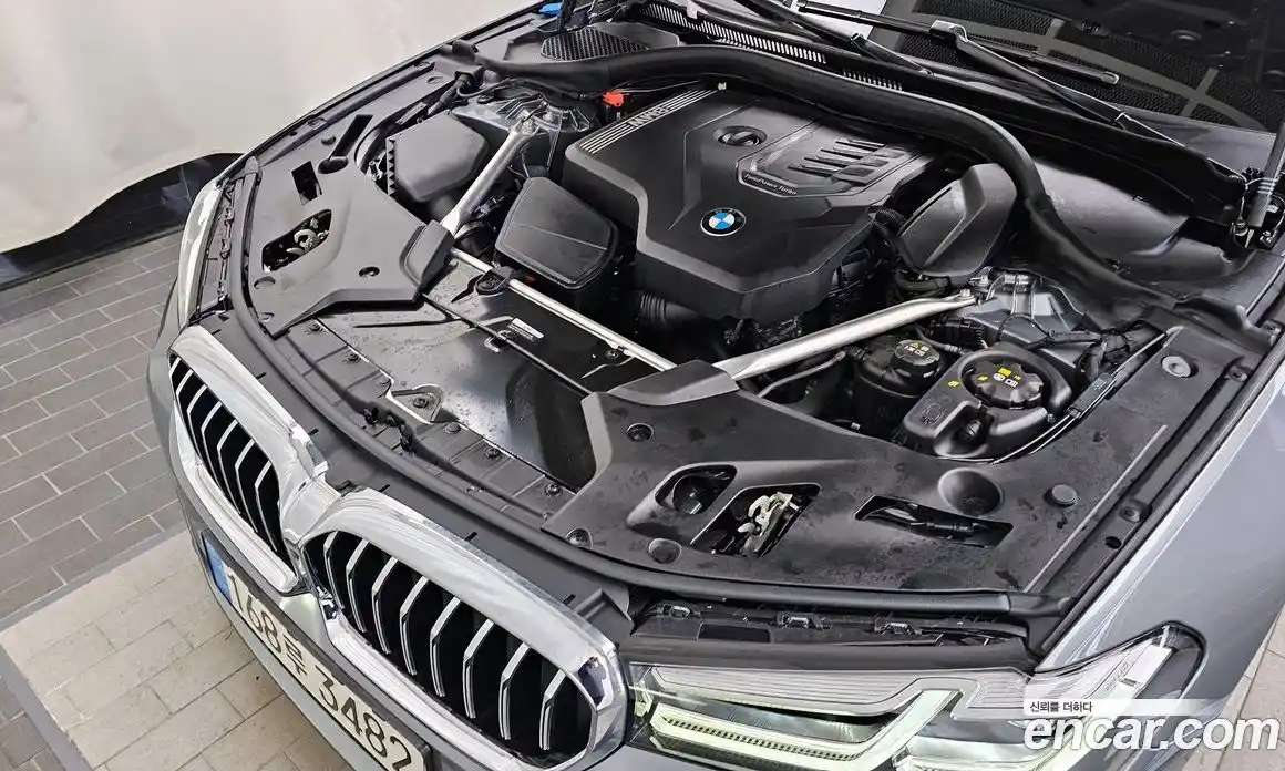 BMW 5-Series 2023 2.0 Автомат в Москве № 189215, фото 4