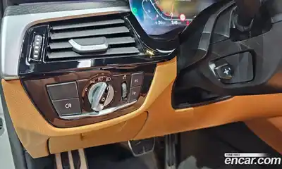 BMW 5-Series 2023 2.0 Автомат в Москве № 191652, миниатюра 3