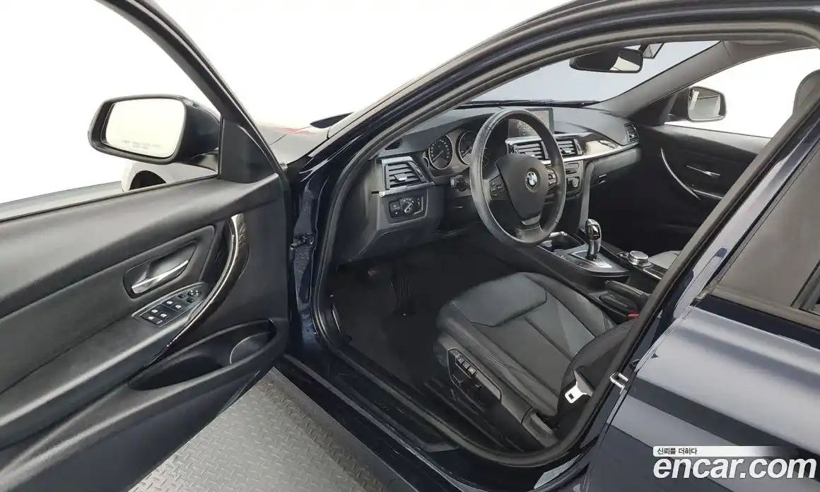 BMW 3-Series 2015 2.0 Автомат в Москве № 192165, фото 10