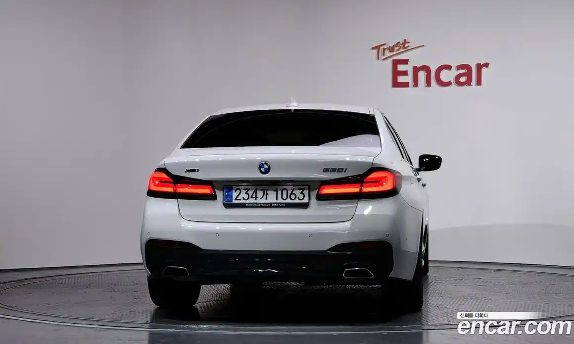 BMW 5-Series 2023 2.0 Автомат в Москве № 192249, фото 4