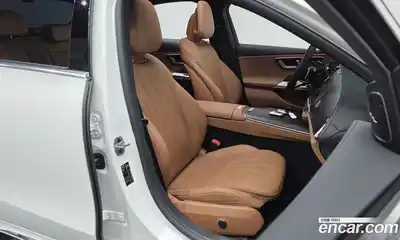 Mercedes-Benz E-Class 2025 2.0 Автомат в Москве № 193786, миниатюра 12