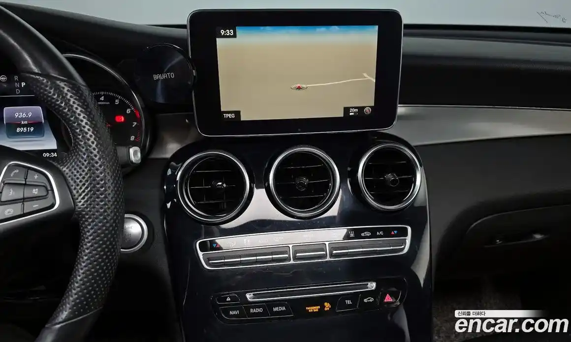 Mercedes-Benz GLC-Class 2019 2.0 Автомат в Москве № 195440, фото 15