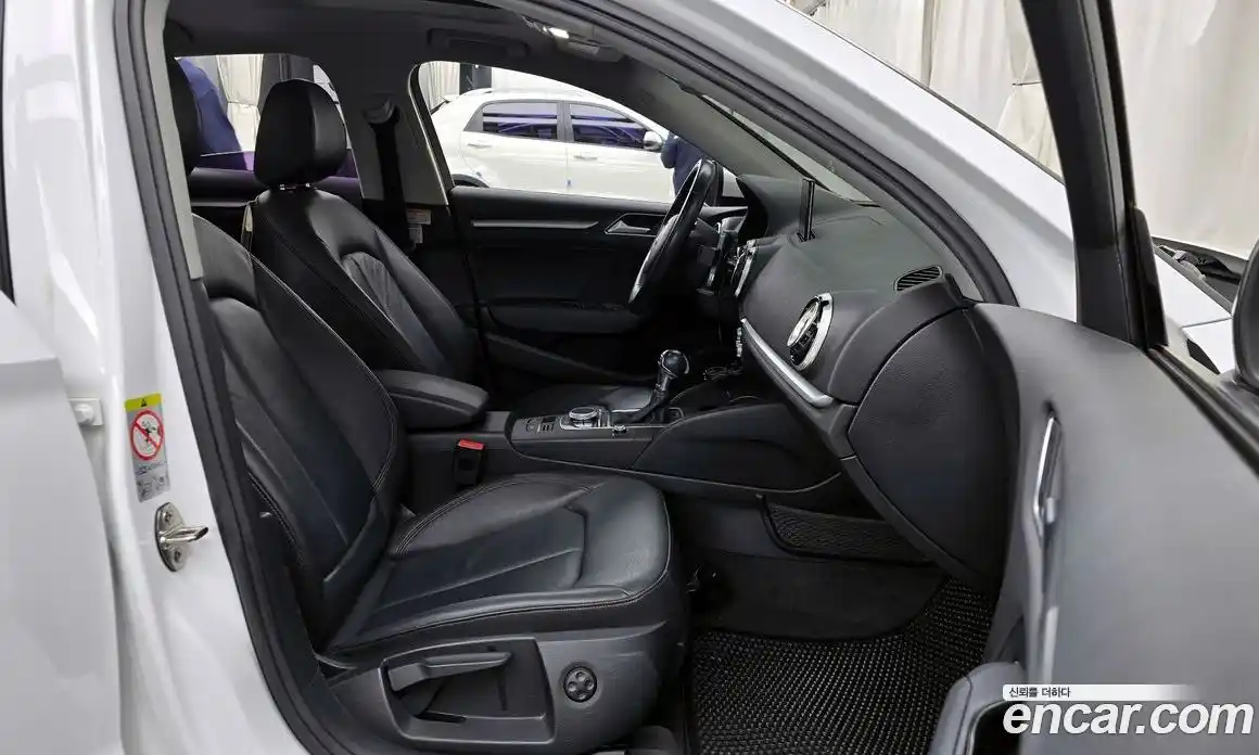 Audi A3 2016 2.0 Автомат в Москве № 196316, фото 13