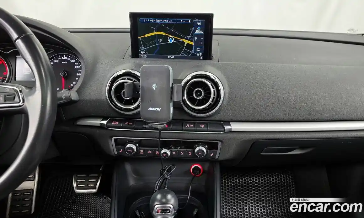 Audi A3 2016 2.0 Автомат в Москве № 196316, фото 20