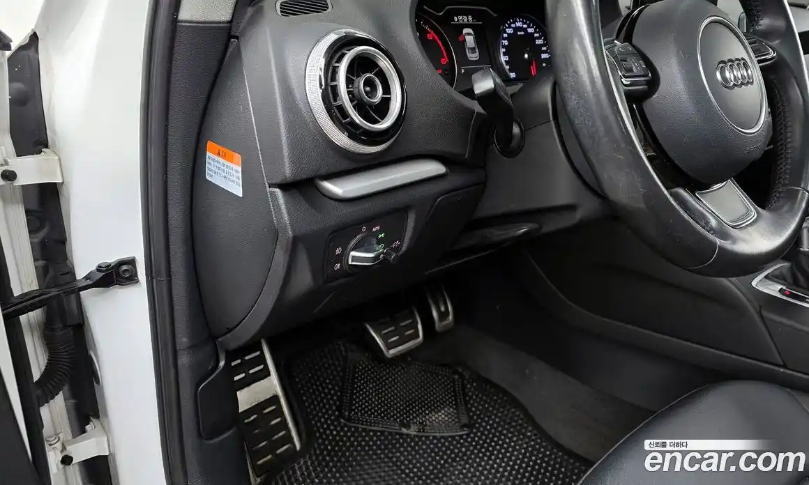 Audi A3 2016 2.0 Автомат в Москве № 196316, фото 5