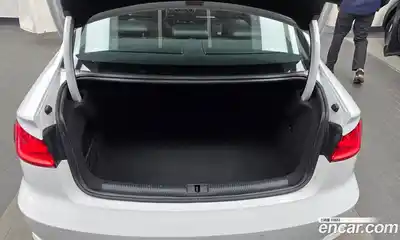 Audi A3 2016 2.0 Автомат в Москве № 196316, миниатюра 6