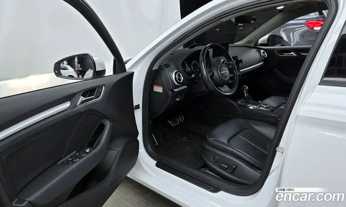 Audi A3 2016 2.0 Автомат в Москве № 196316, фото 9