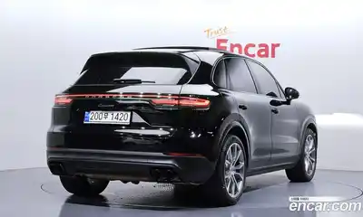 Porsche Cayenne 2023 3.0 Автомат в Москве № 197510, миниатюра 2