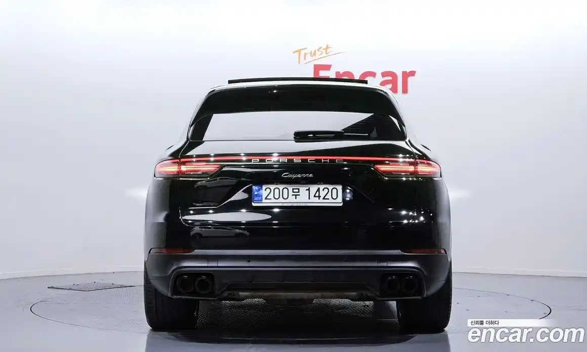 Porsche Cayenne 2023 3.0 Автомат в Москве № 197510, фото 4