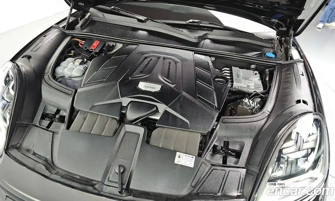 Porsche Cayenne 2023 3.0 Автомат в Москве № 197510, фото 6