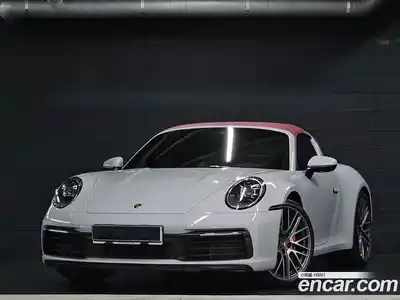 Porsche 911, 2024
