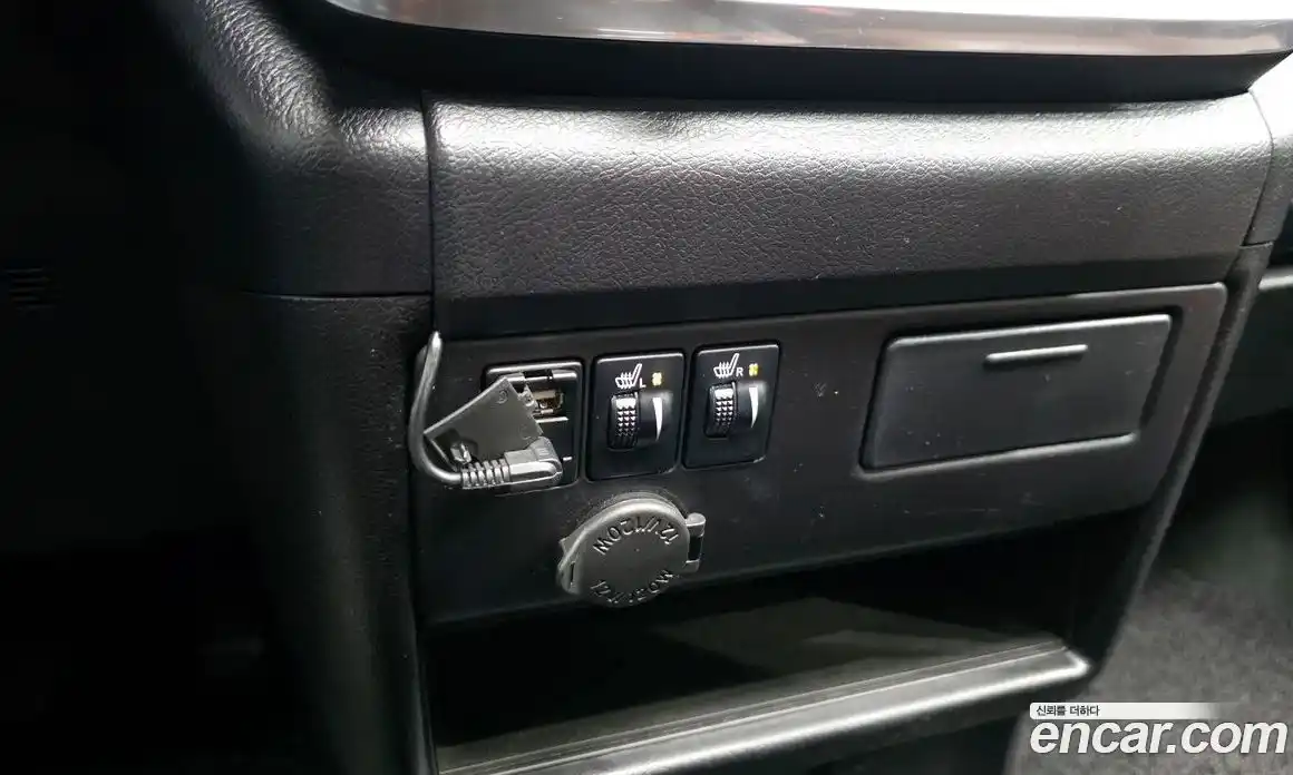 Toyota Sienna 2017 3.5 Автомат в Москве № 199646, фото 18