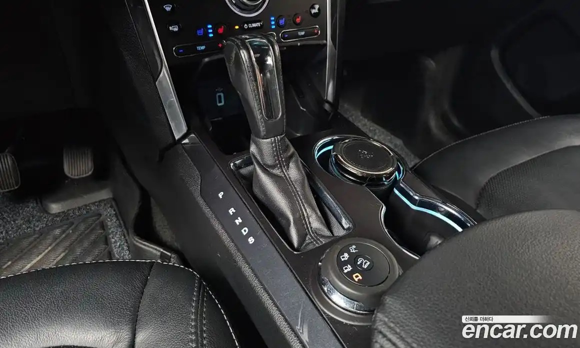 Ford Explorer 2017 3.5 Автомат в Москве № 199749, фото 16