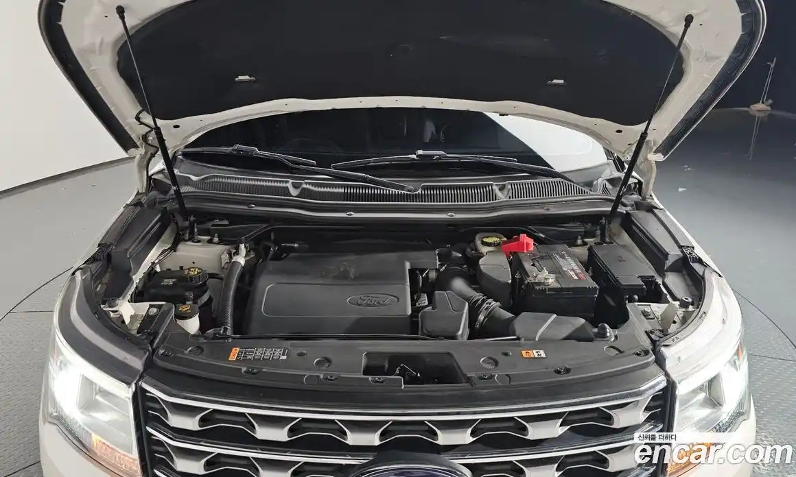 Ford Explorer 2017 3.5 Автомат в Москве № 199749, фото 18