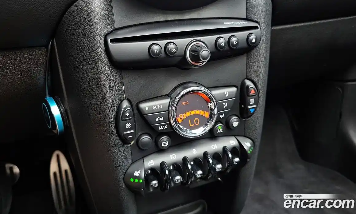 Mini Roadster 2012 1.6 Автомат в Москве № 199946, фото 7