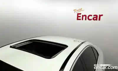 Mercedes-Benz E-Class, 2023