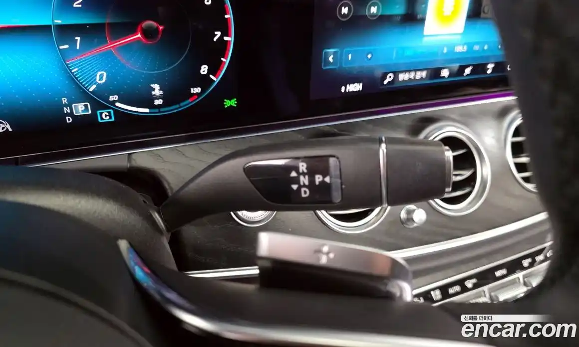 Mercedes-Benz E-Class 2023 2.0 Автомат в Москве № 202258, фото 16