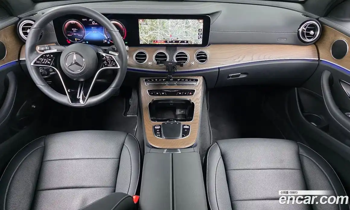 Mercedes-Benz E-Class 2022 2.0 Автомат в Москве № 207367, фото 19