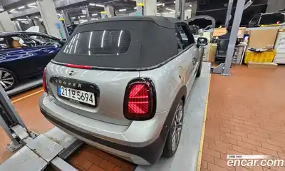 Mini Cooper Convertible 2025 2.0 Автомат в Москве № 208022, миниатюра 3