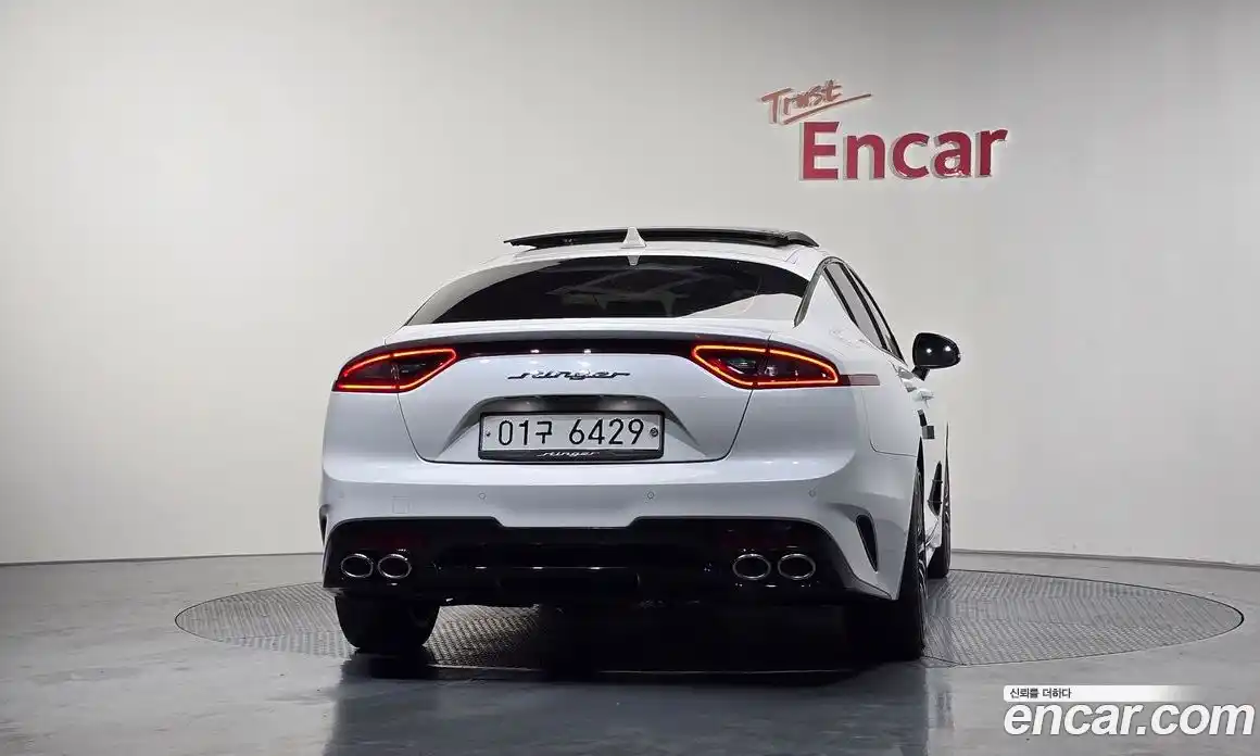 Kia Stinger 2018 2.0 Автомат в Москве № 20966, фото 11