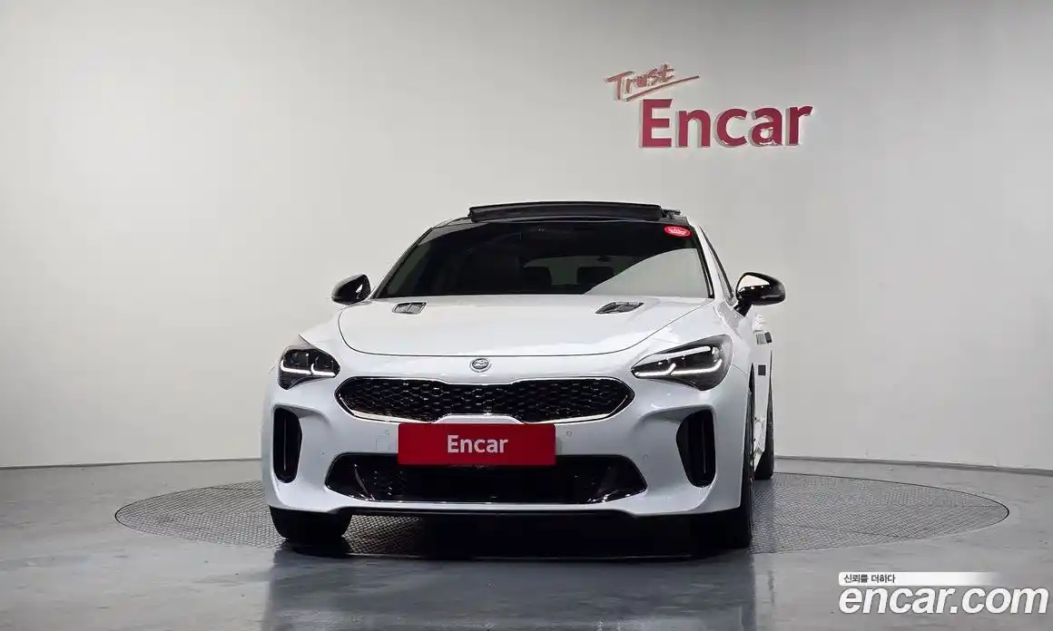 Kia Stinger 2018 2.0 Автомат в Москве № 20966, фото 4
