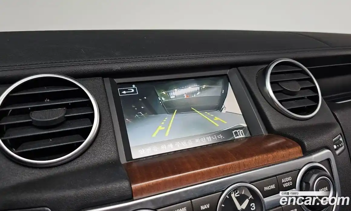 Land Rover Discovery 2016 3.0 Автомат в Москве № 210437, фото 14